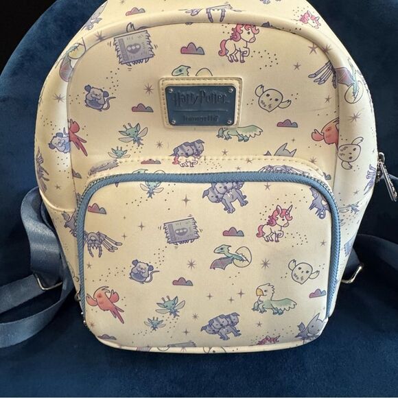 NWT Loungefly Harry Potter Chibi Magical Creatures Mini Backpack & Cardholder - Picture 2 of 10